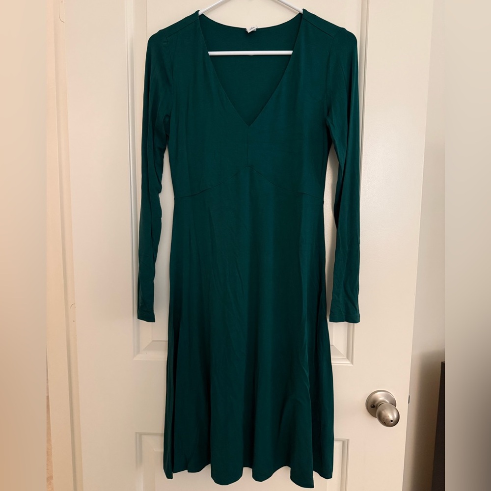 Green dress